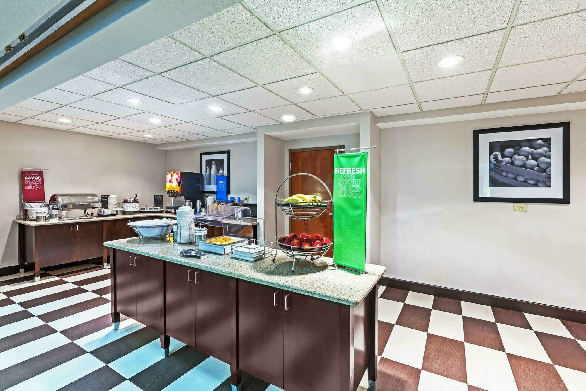 Hampton Inn & Suites Houston-Westchase מראה חיצוני תמונה